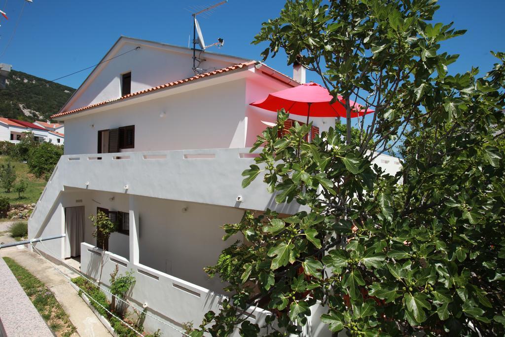 Apartments Reljic With Terrace Baška Exteriör bild