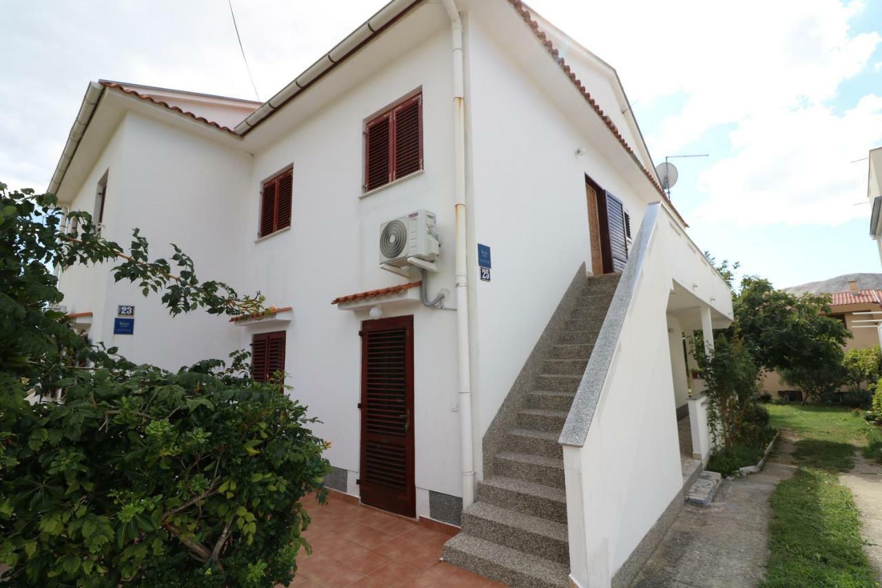 Apartments Reljic With Terrace Baška Exteriör bild